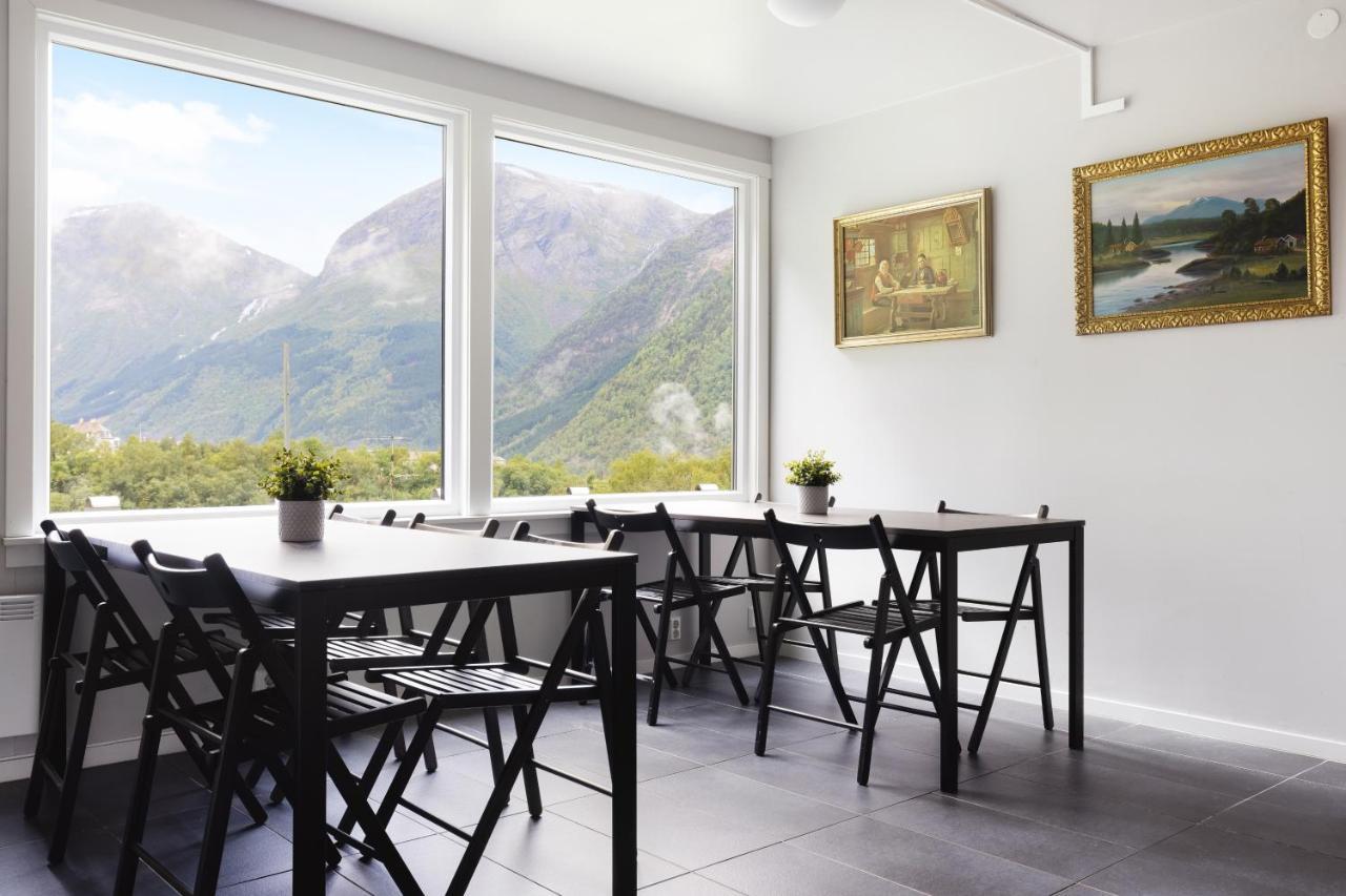 Trolltunga Hostel Tyssedal Εξωτερικό φωτογραφία
